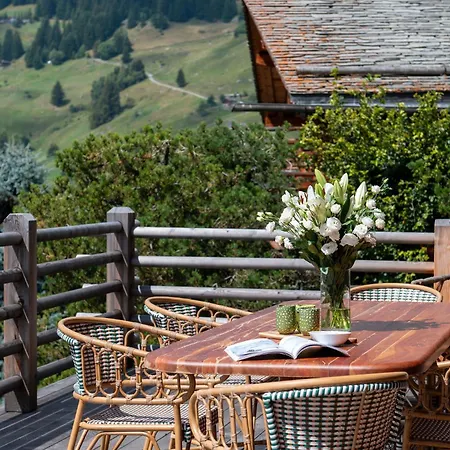 Jenna - By Emerald *