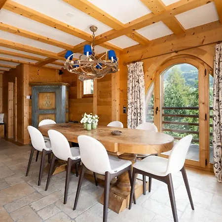 Chalet Jenna - By Emerald