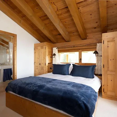 Jenna - By Emerald Chalet *