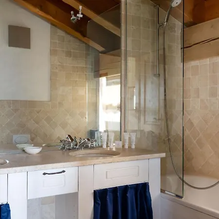 Chalet Jenna - By Emerald Verbier