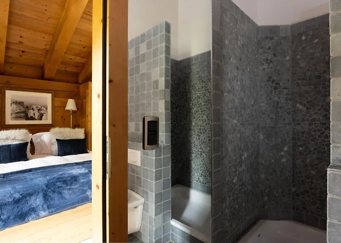 Jenna - By Emerald בקתה