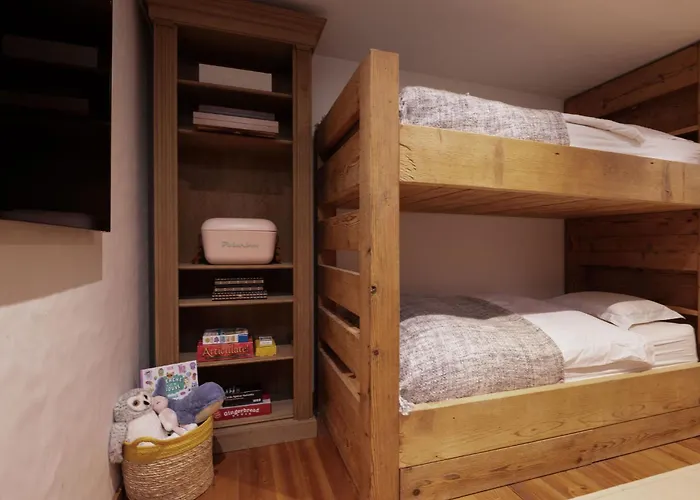 Jenna - By Emerald *